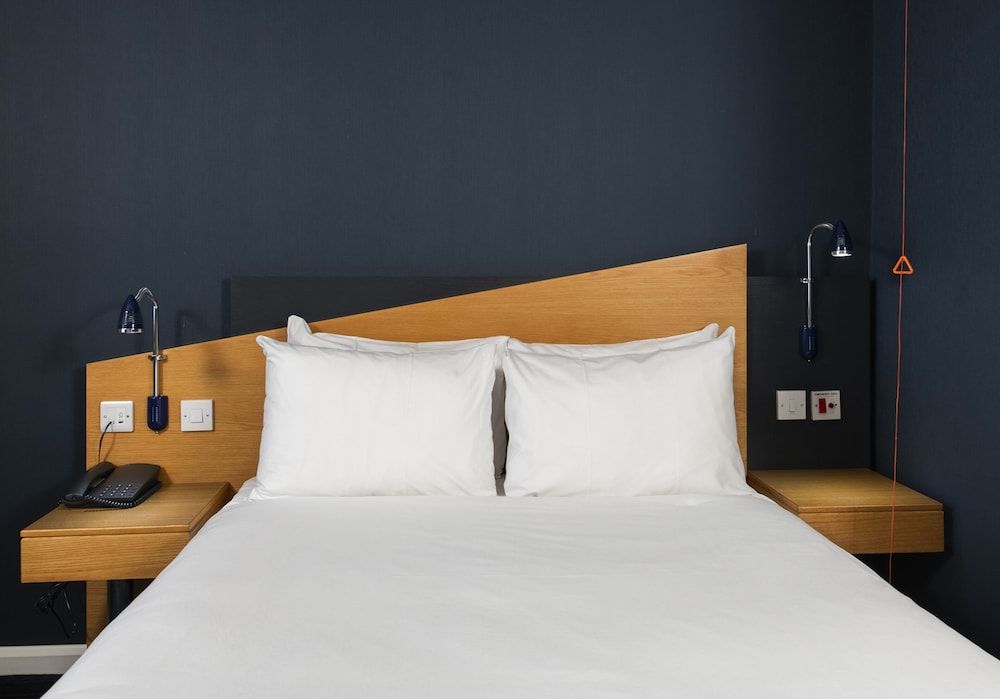 Standard Room, 1 Double Bed, Accessible Bathtub