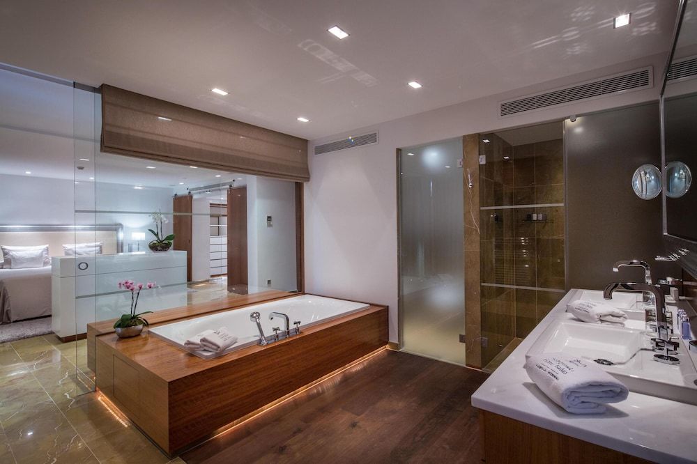 Royal Suite