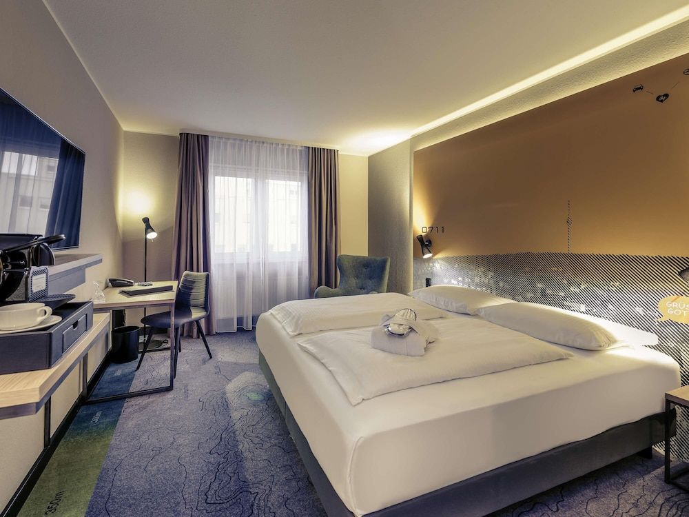 Privilege, Room, 1 Queen Bed