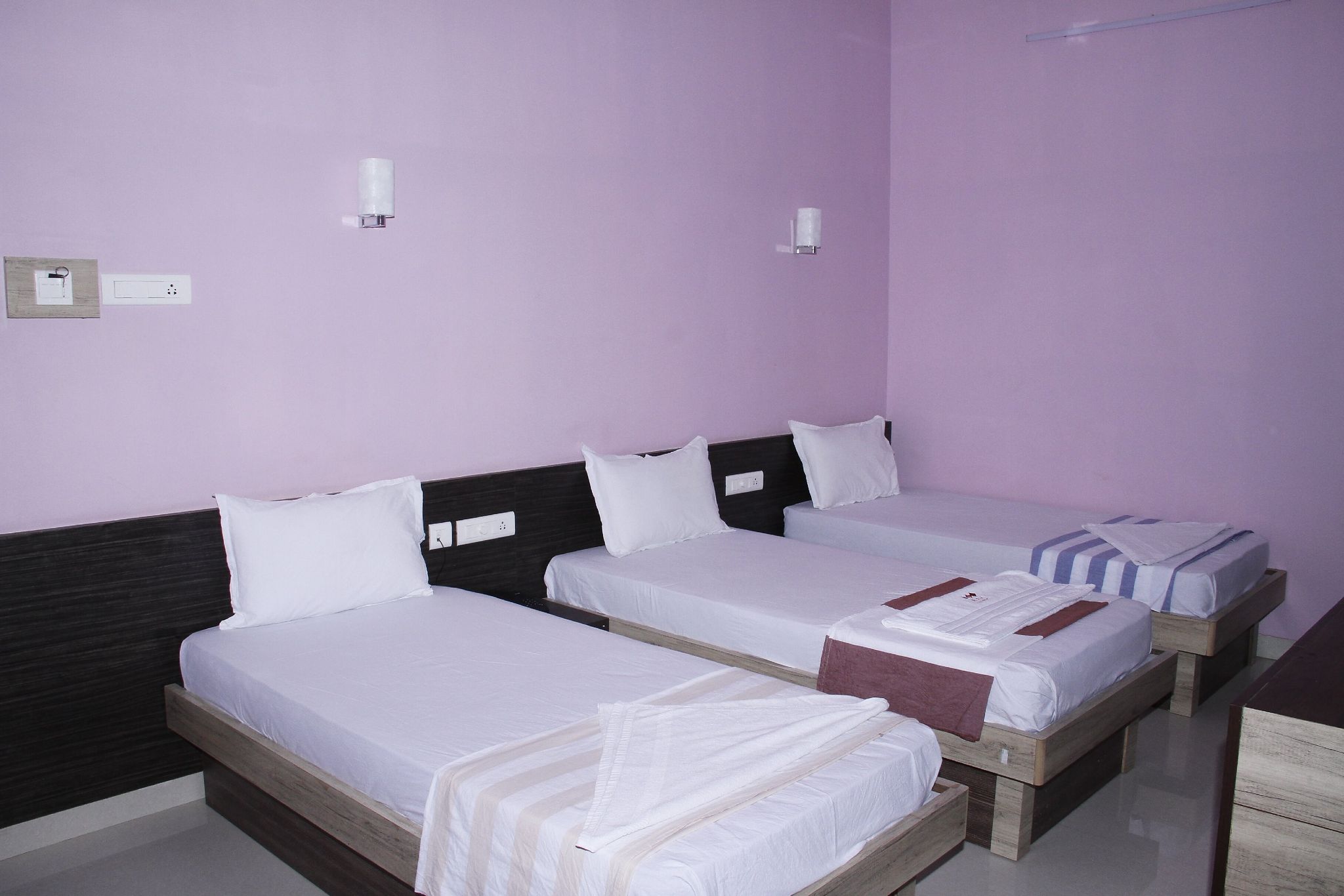 Standard Ac Triple Room