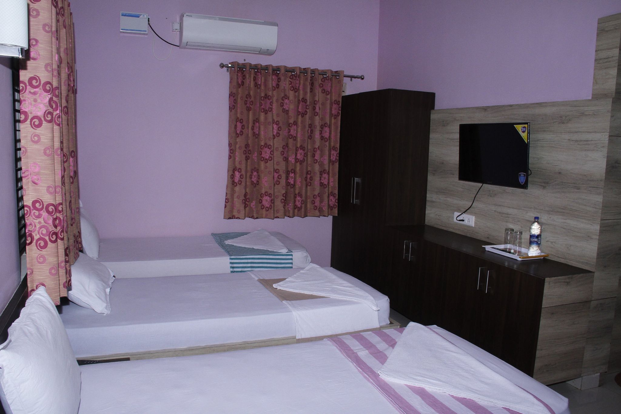 Standard Ac Triple Room