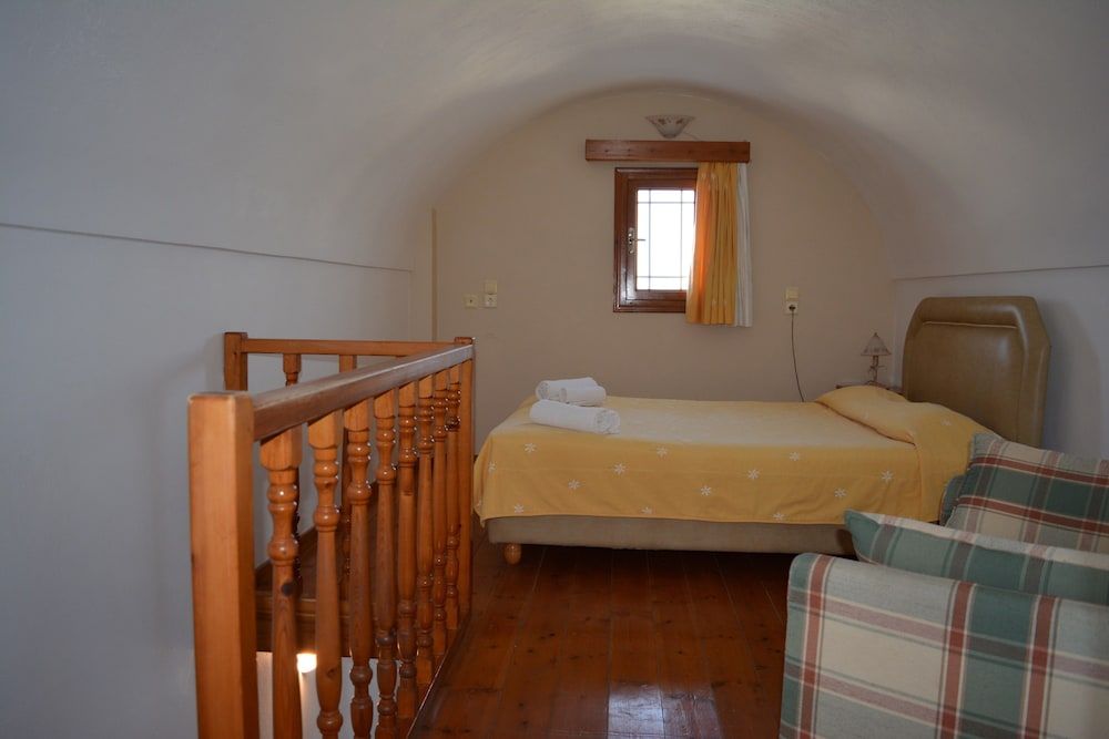 Anemomilos Suites Room (Maisonette) 4