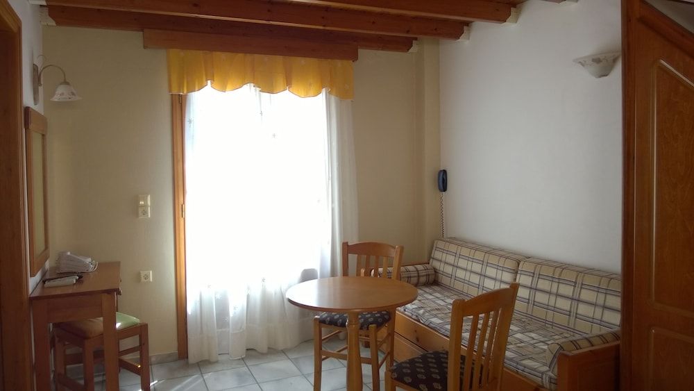 Anemomilos Suites Room (Maisonette) 6