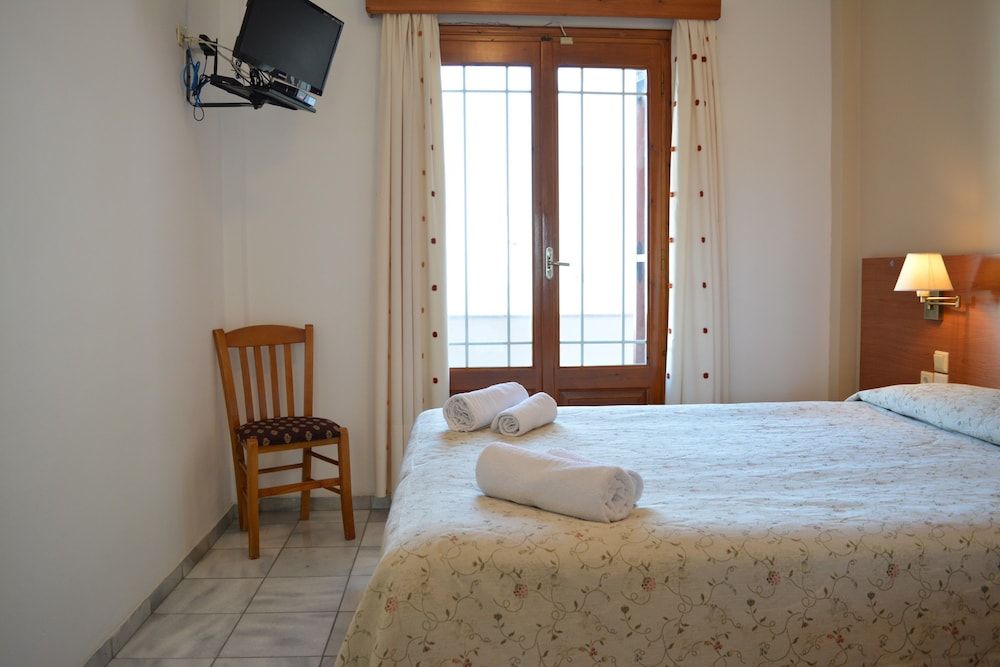Anemomilos Suites Standard Room 2