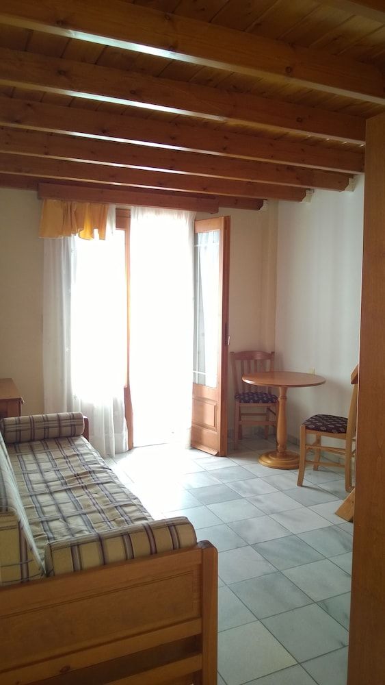 Anemomilos Suites Room (Maisonette) 7