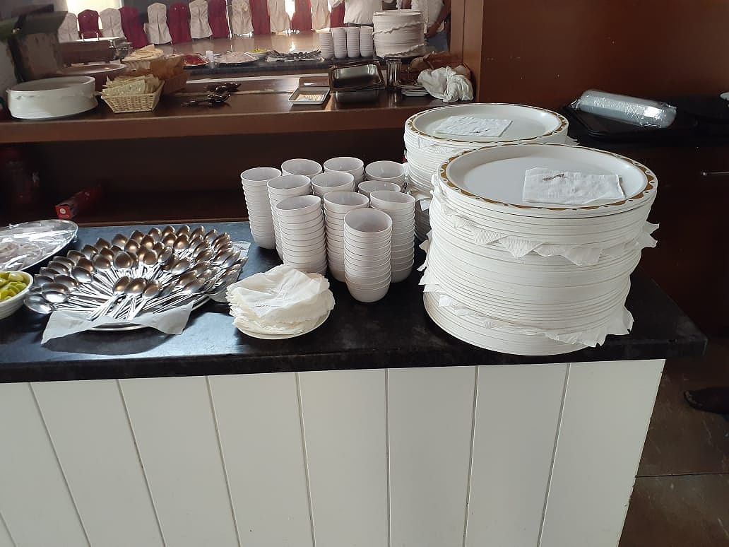 Food & Dining