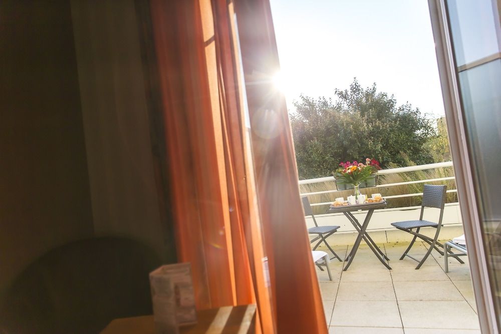 Hotel Almoria Room, Terrace 3