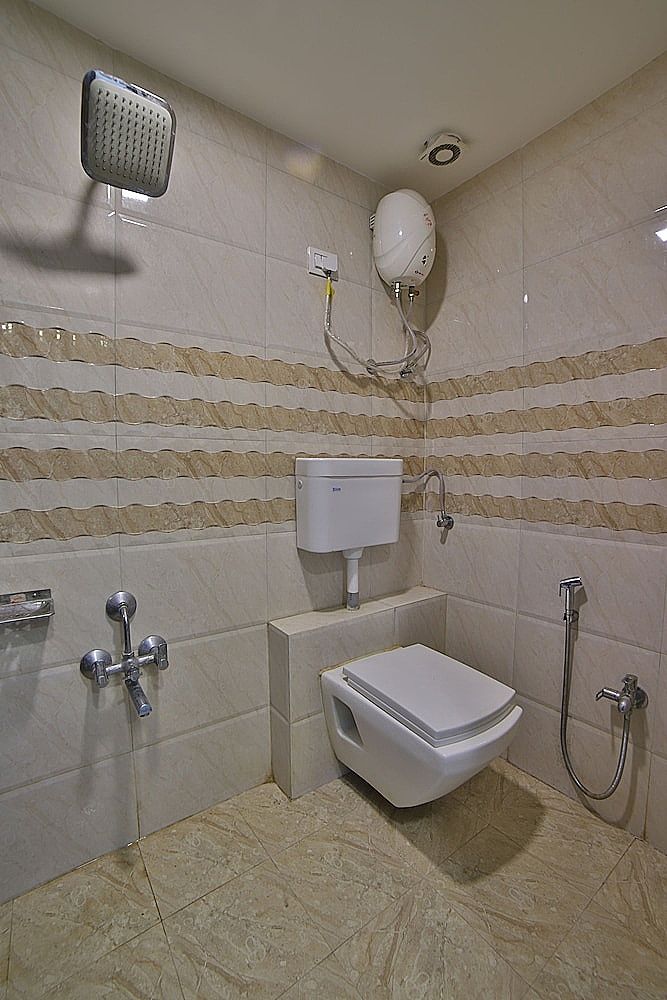 Hotel Sunstar Inn Deluxe Double Room 10