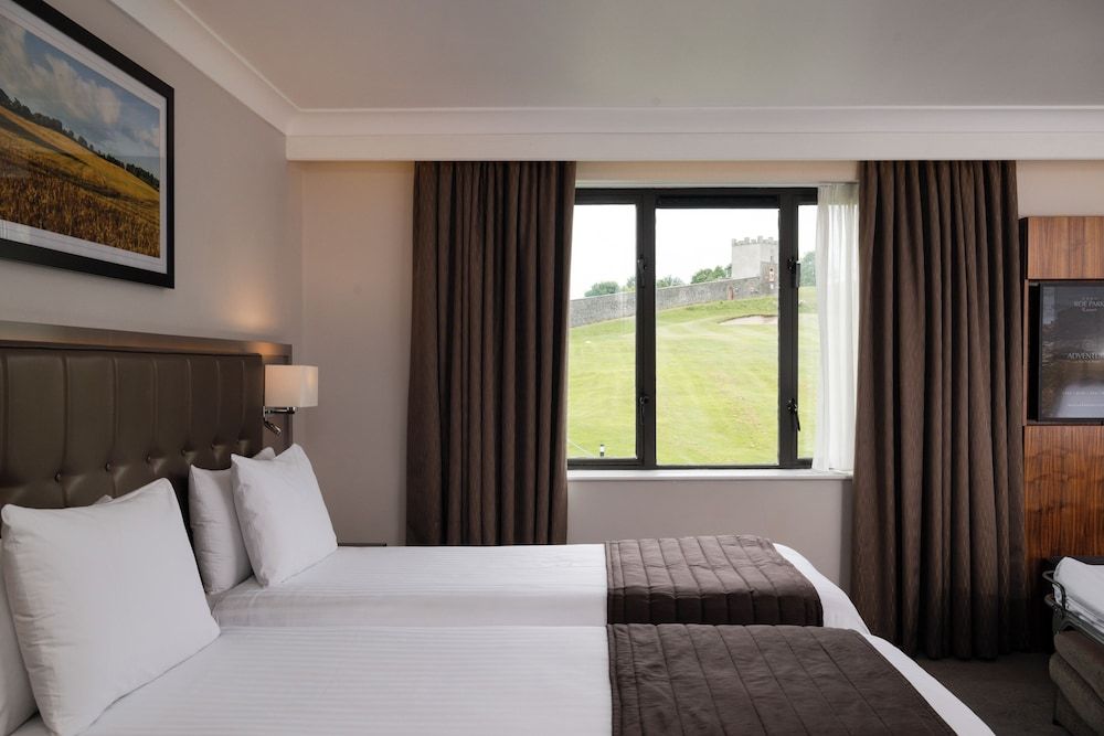Family Studio Suite