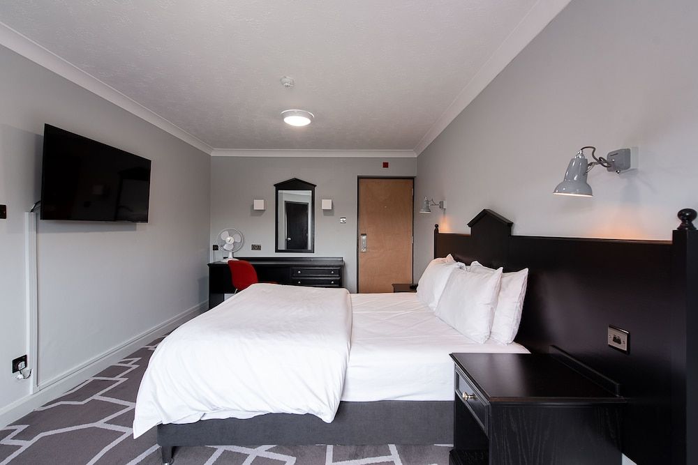 undefined Village Hotel Liverpool 9