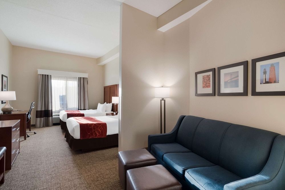 Suite, 2 Queen Beds, Accessible, Non Smoking
