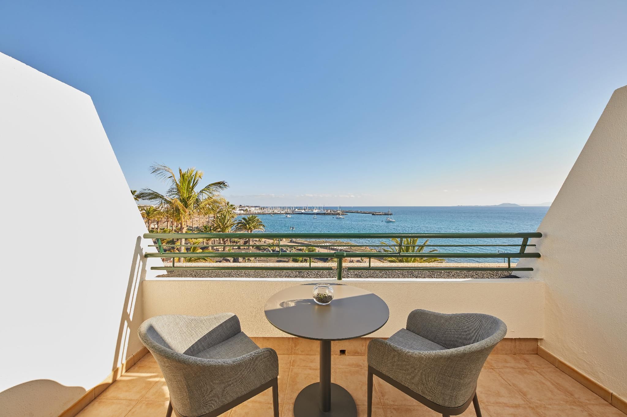 Preferred Club Sea View Triple Room
