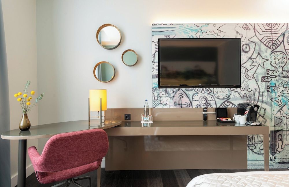 Leonardo Royal Hotel Berlin Alexanderplatz Comfort Room 5