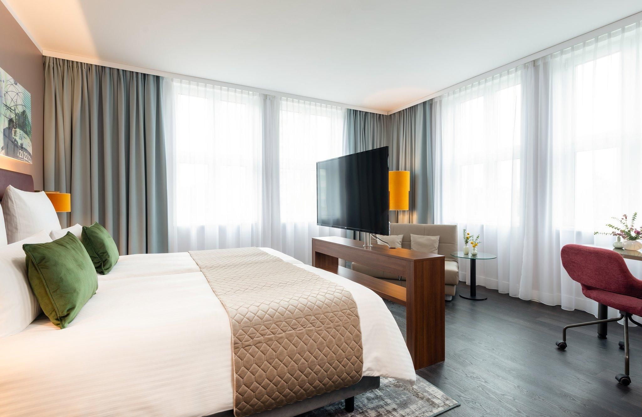 undefined Leonardo Royal Hotel Berlin Alexanderplatz 7