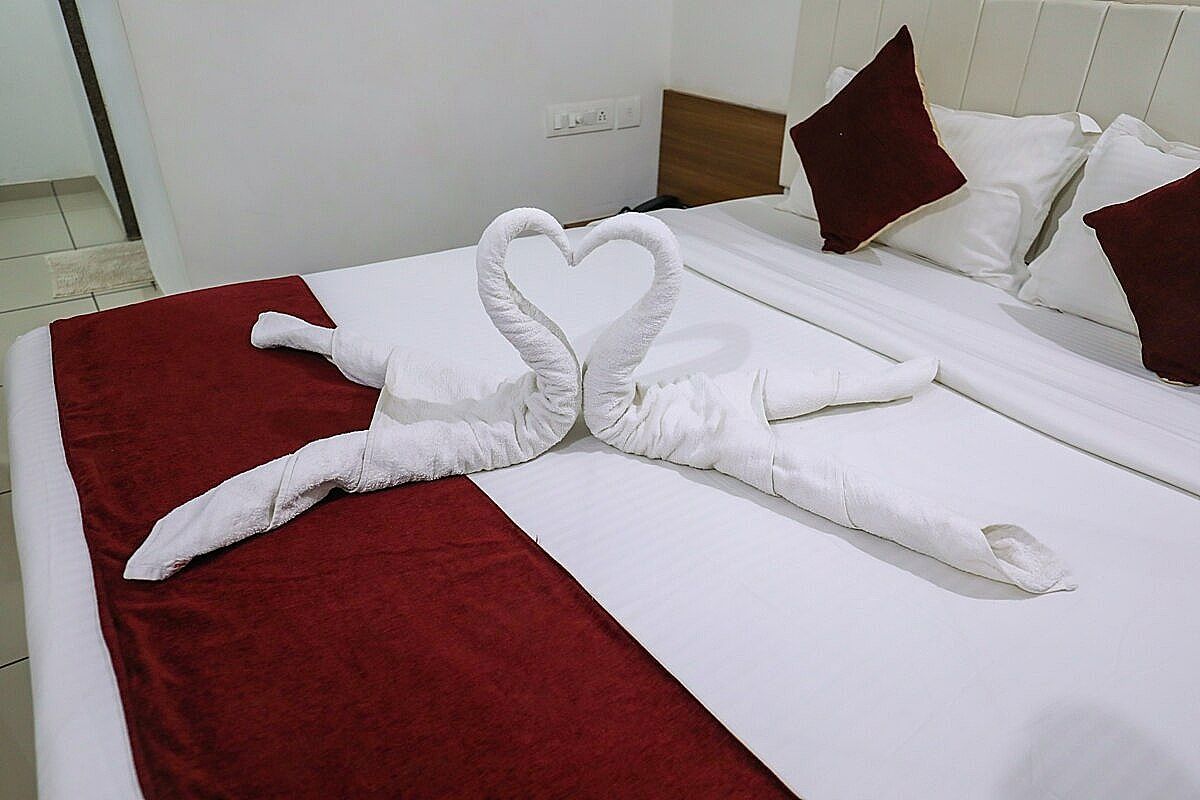 Hotel Ashray Inn Express Deluxe Room Only 2