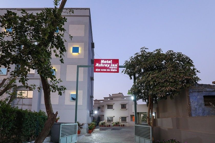 undefined Hotel Ashray Inn Express 8
