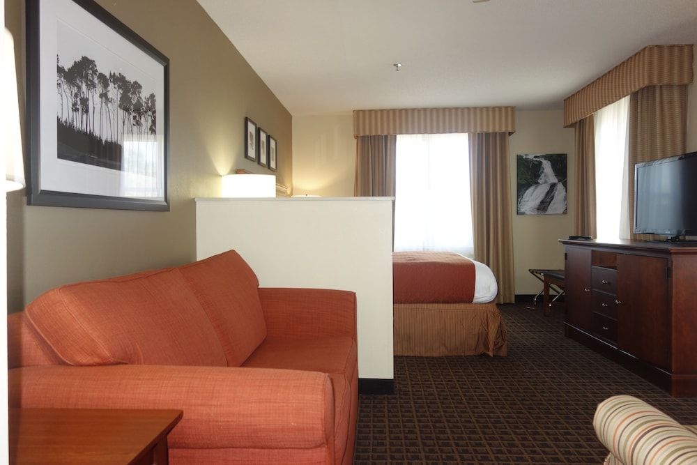 King Room, Studio Suite, 1 King Bed, Non Smoking