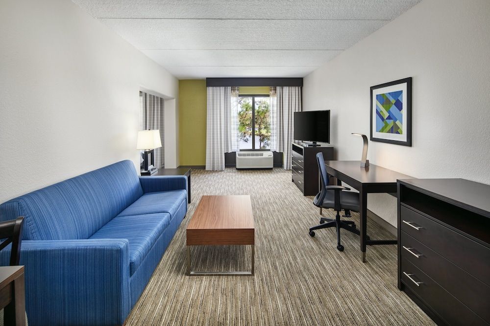 Suite, 1 Queen Bed (Additional Living Area)