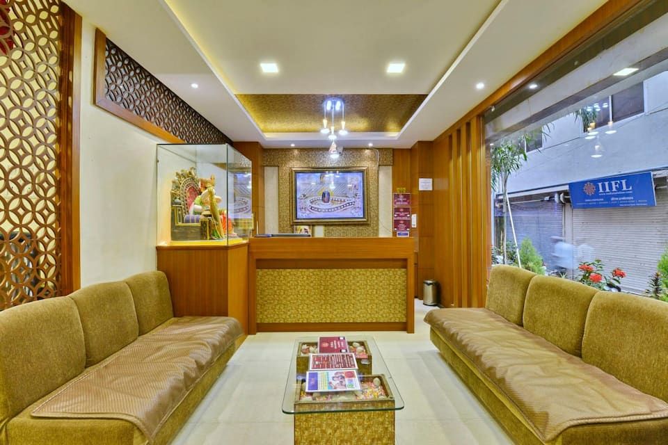 undefined HOTEL MIDLAND 2