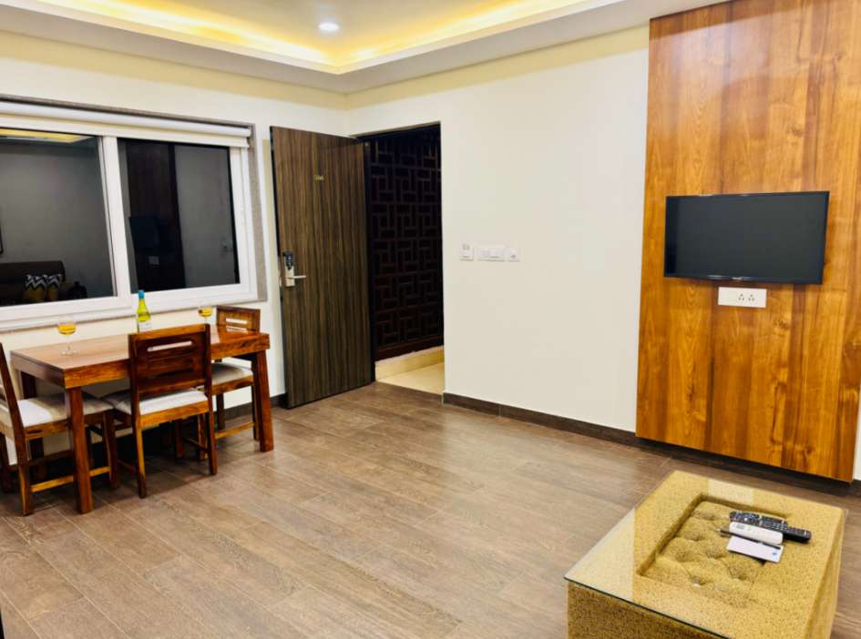 Premier Suite with Bathtub