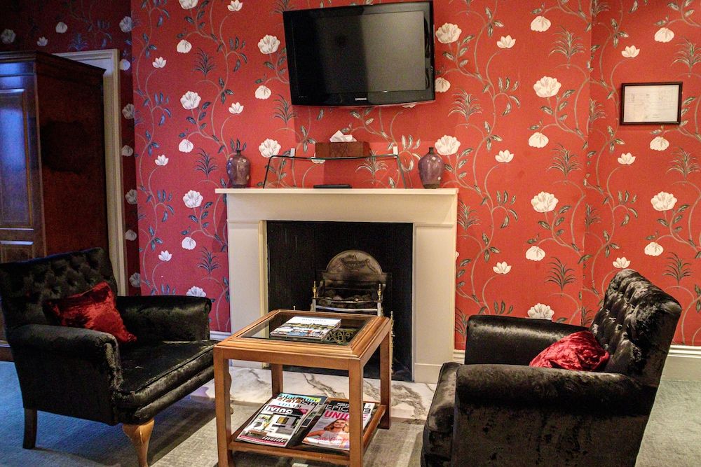 Alexander House And Utopia Spa Comfy King Room 10