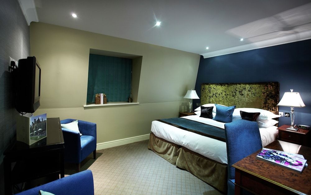 Alexander House And Utopia Spa Comfy King Room 6