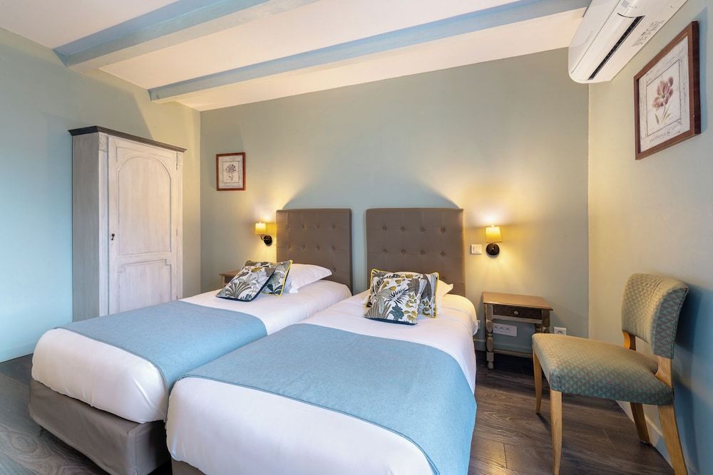 Hôtel ERMITAGE Classic Room 3