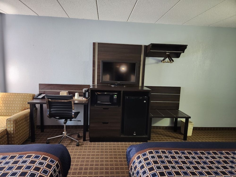 Stillwater Inn & Suites Standard Double Room, 2 Queen Beds, Accessible 2