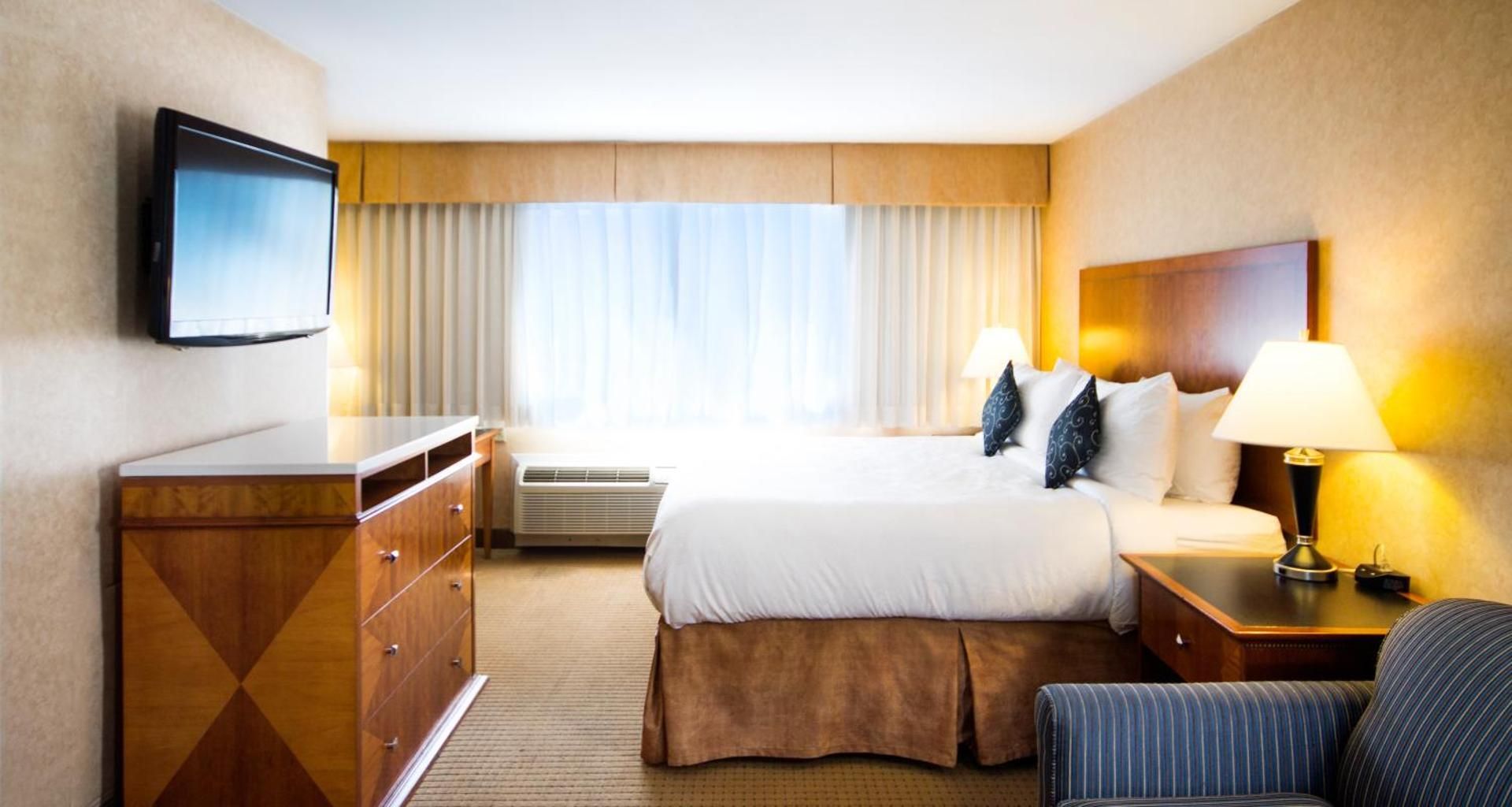 Best Western Plus Suites Downtown 1 King Bed, Nonsmoking, Sofabed