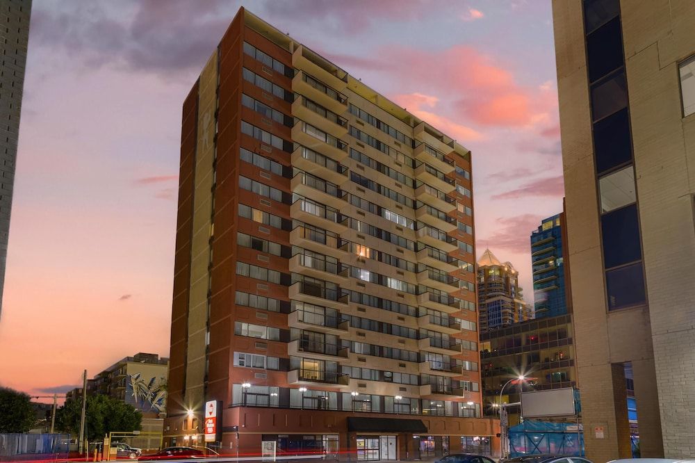 undefined Best Western Plus Suites Downtown