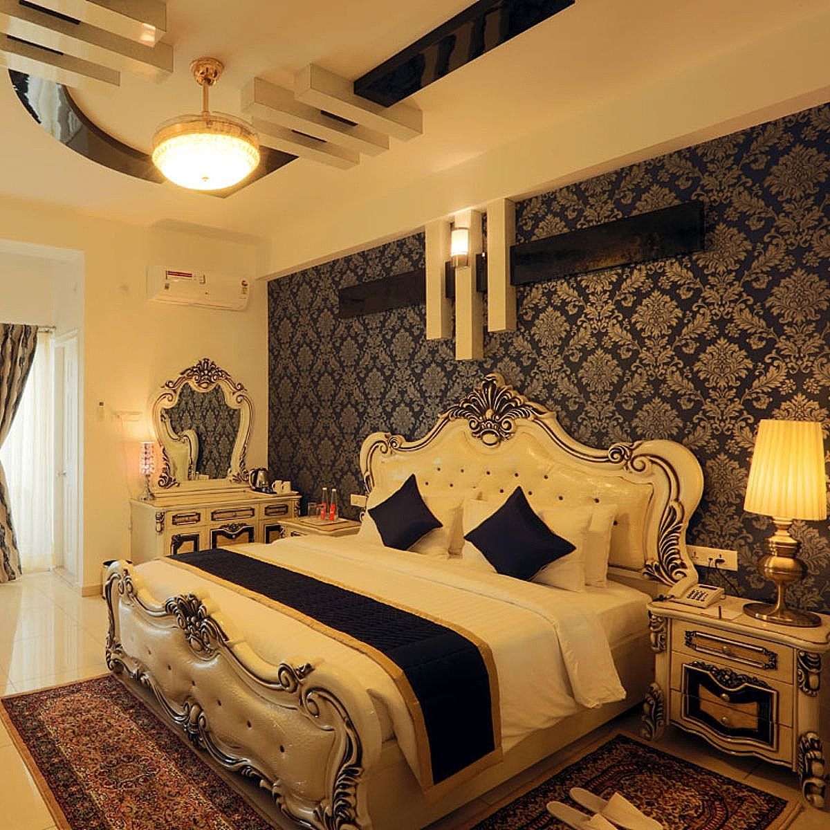 Maharaja Suite