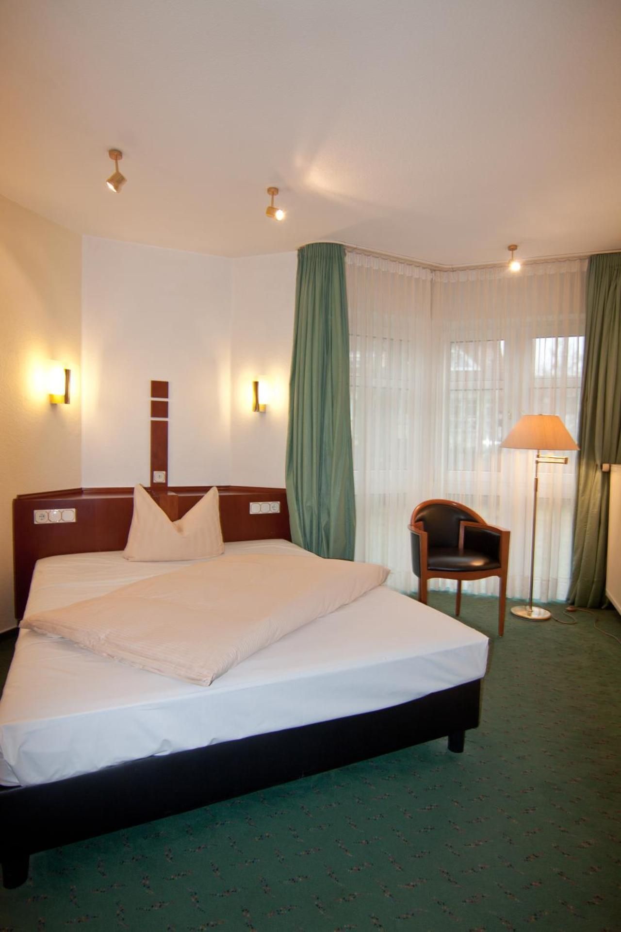 Parkhotel Unter den Linden Business Single Room 2