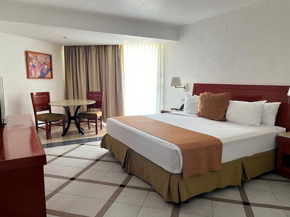 Park Royal Beach Ixtapa - All Inclusive Premier Ocean Front King