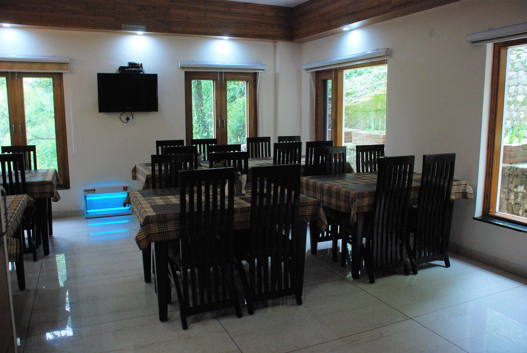 undefined The Majestic Cedar 4