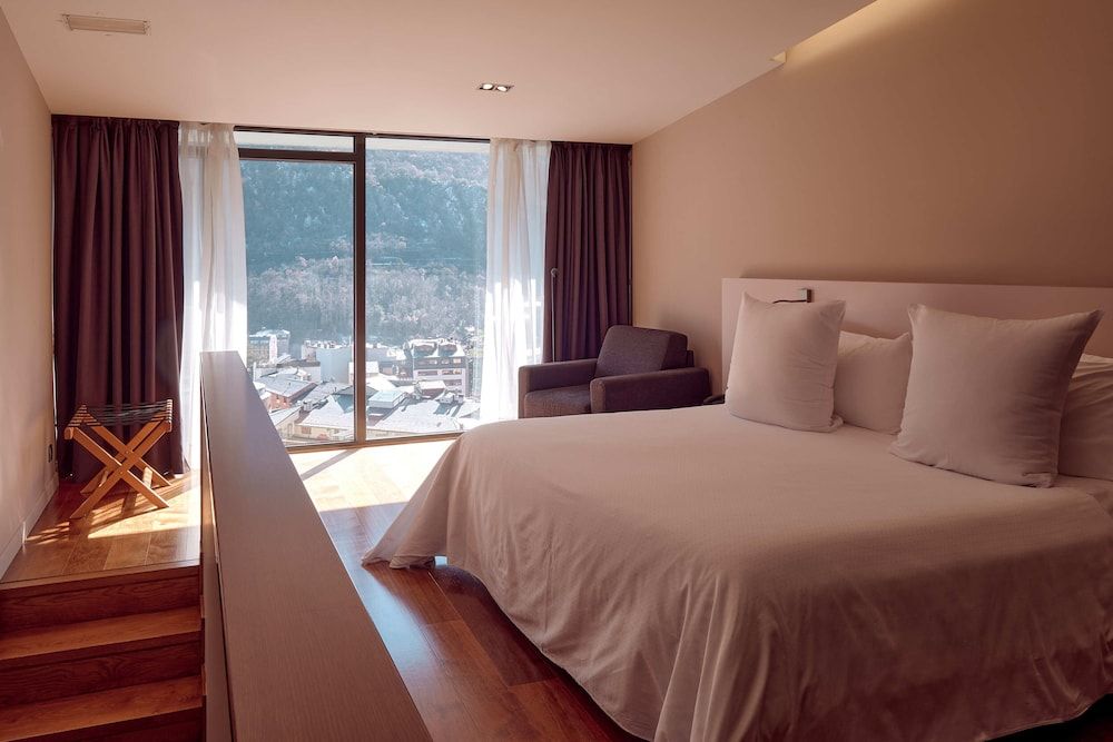 Andorra Park Hotel Duplex (2 Adults + 1 Child) 2