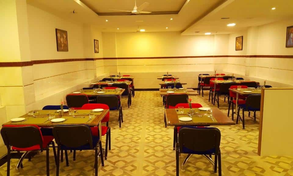 Food & Dining
