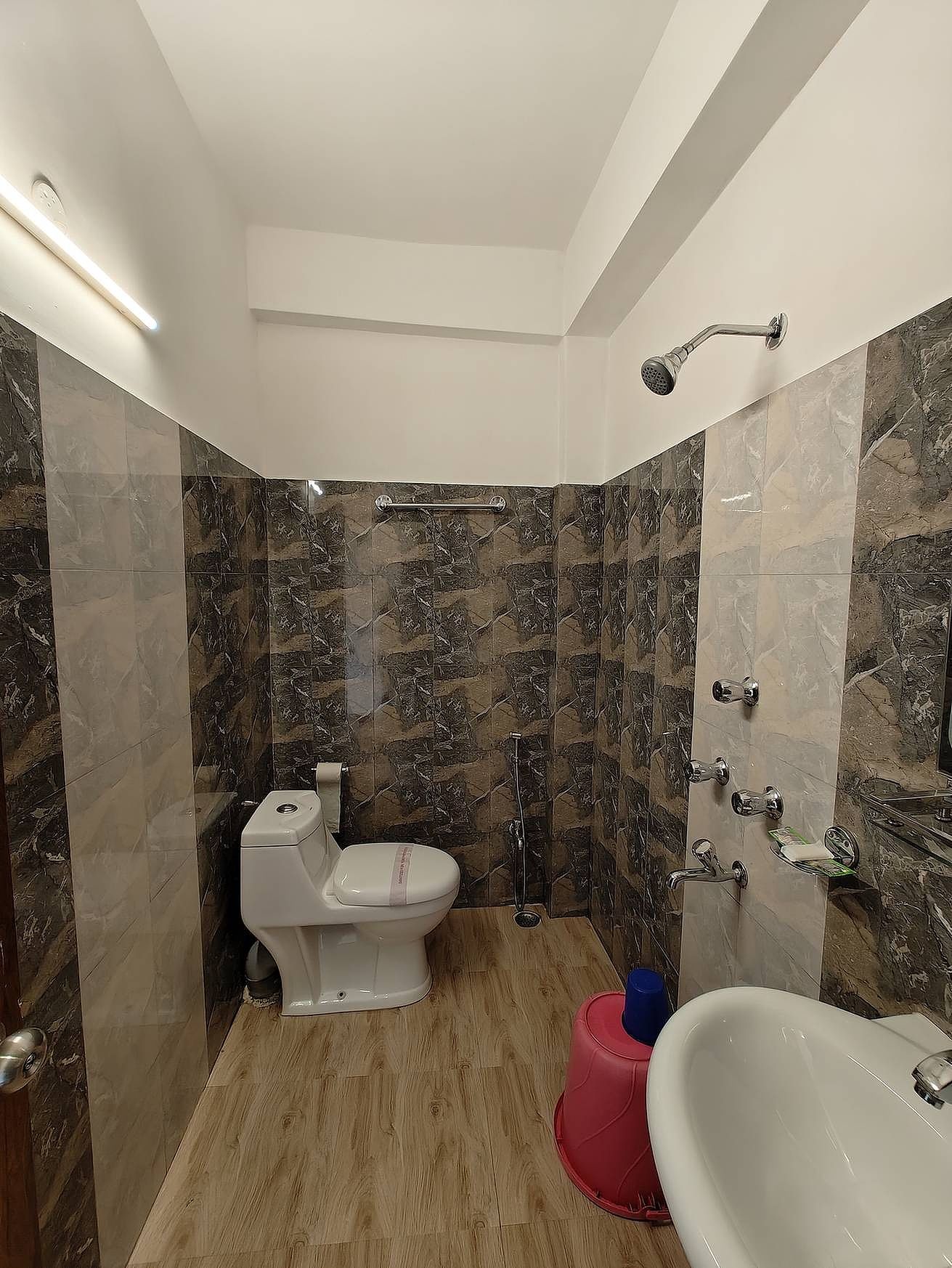 The Narayani Continental Hotel Deluxe Room 22