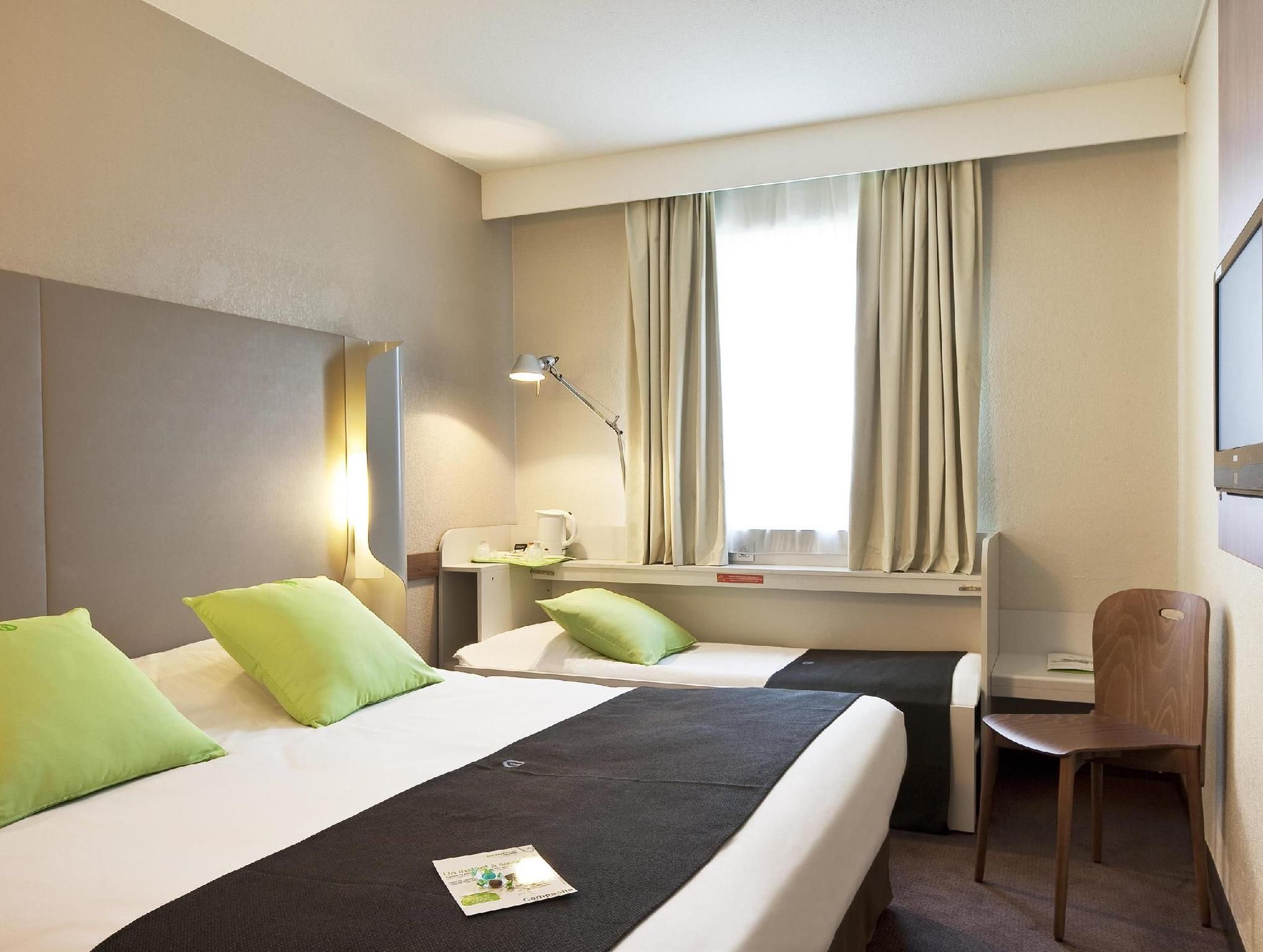 Next Generation Room with 1 Double Bed and 1 Single Bed