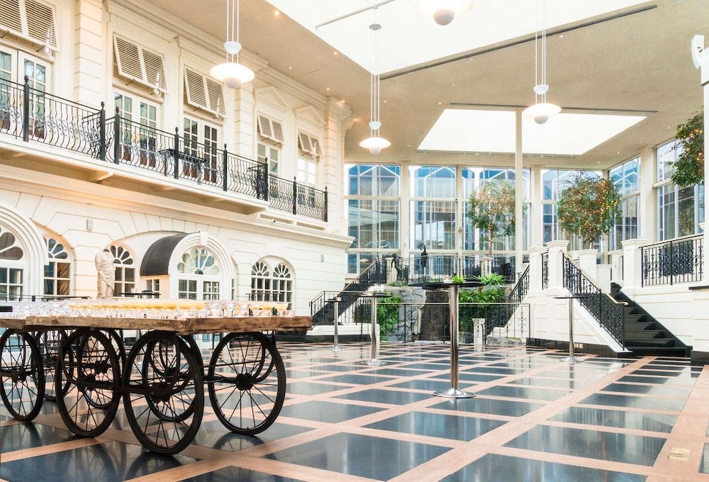 undefined Radisson Blu Hotel, London Heathrow 3