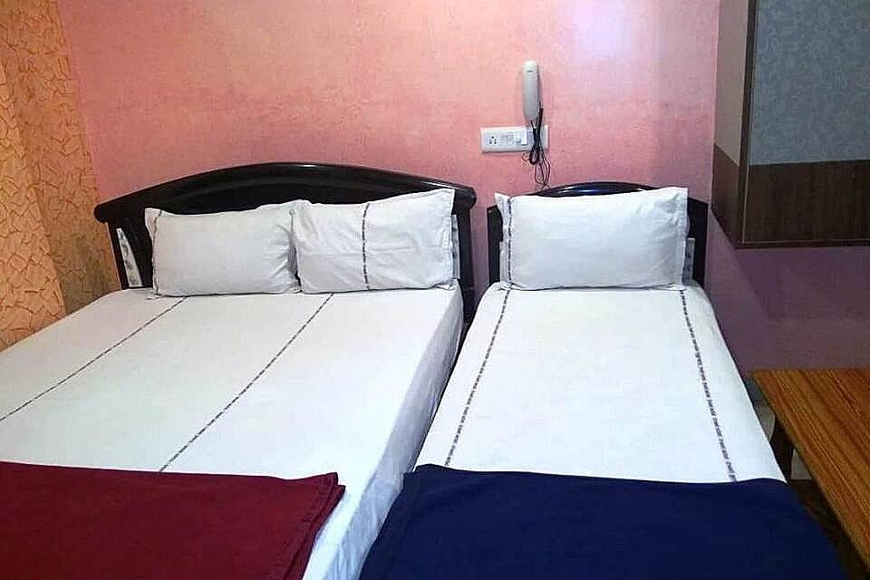 Deluxe AC Room
