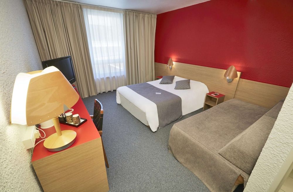 KYRIAD MONTCHANIN - Le Creusot Standard Room, 1 Double Bed 5