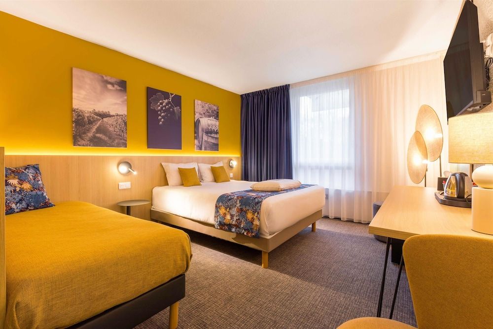 KYRIAD MONTCHANIN - Le Creusot