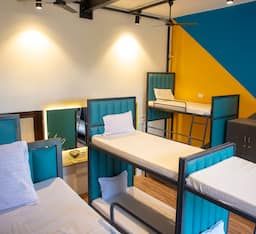 undefined Empire Royale Hotel 7