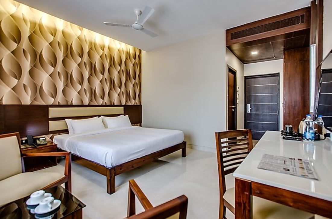  Hotel MA Grand Deluxe A/c Room