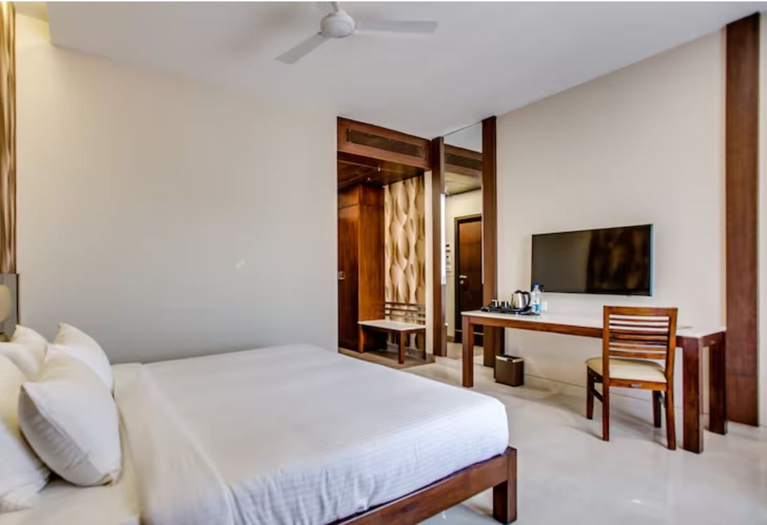  Hotel MA Grand Deluxe A/c Room 4