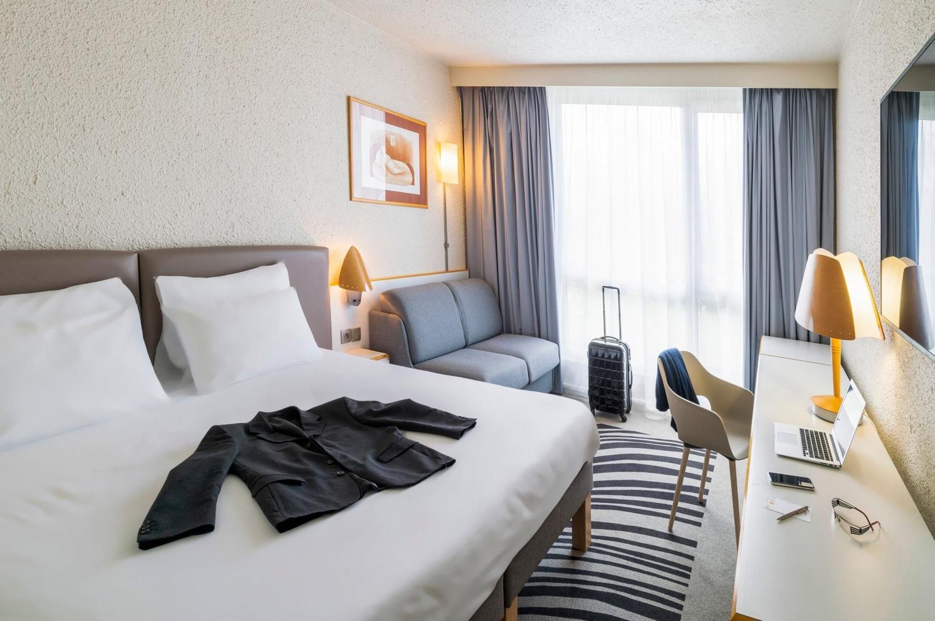 Standard Double Room with Sofa