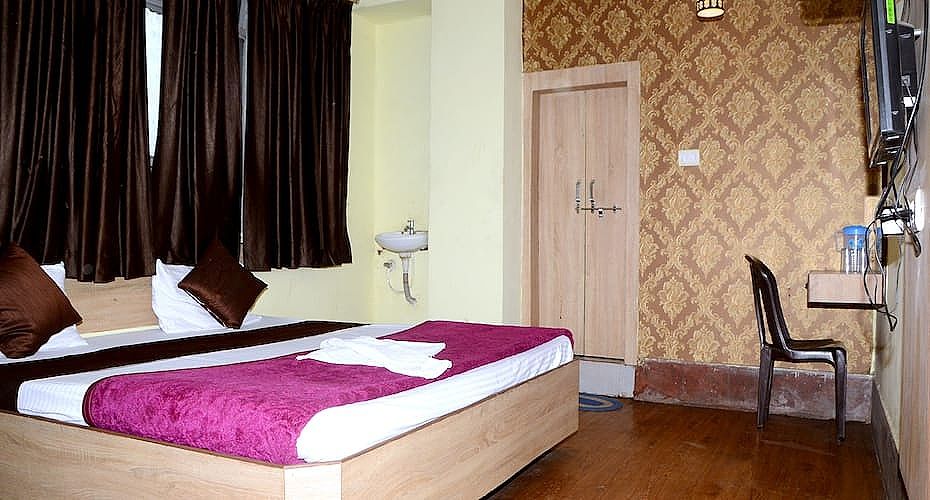 Deluxe_Ac_Room_(9)_ka6djl_proc