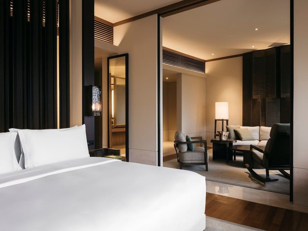 Capella Suite