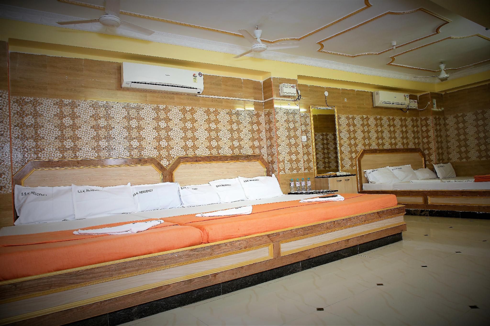 Dormitory Room (Beds)