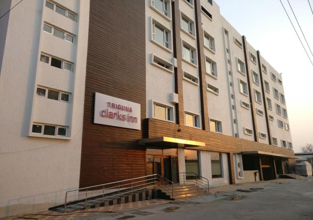 undefined Triguna Clarks Inn, Kurnool 9